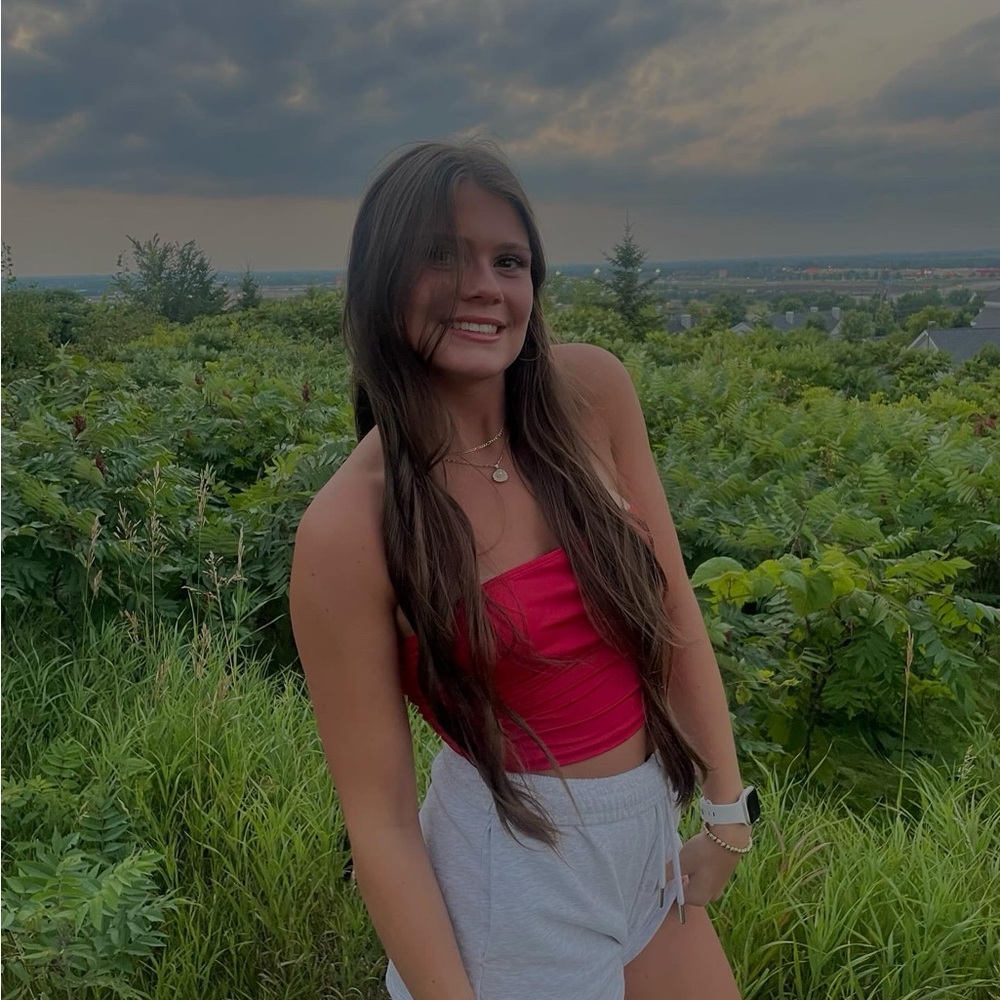 Meet your Posher, Dani